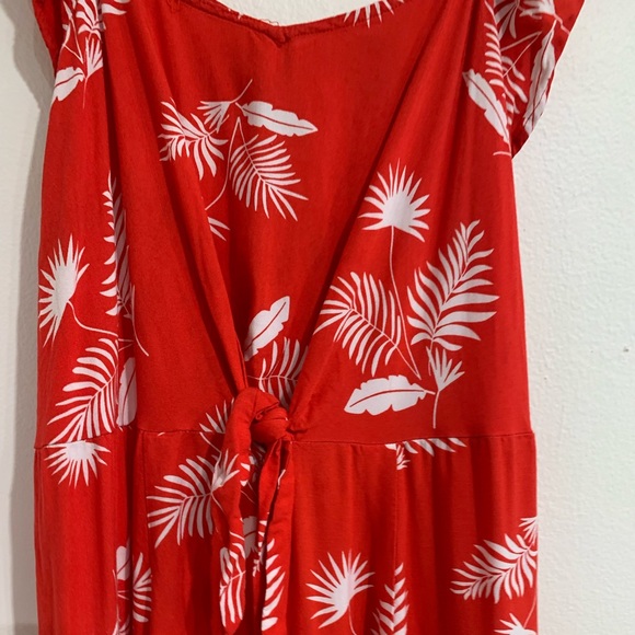 St John's Bay Jumpsuit Leaves Print Women's Size S, Red and White Wide Leg Crop - Picture 6 of 16